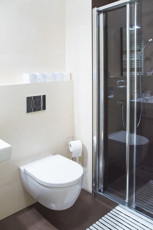 Modern Apartment Vsehrdova ปราก ภายนอก รูปภาพ